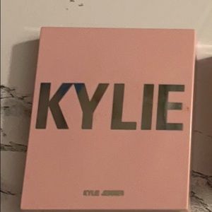 Kylie Highlighter - SOLD